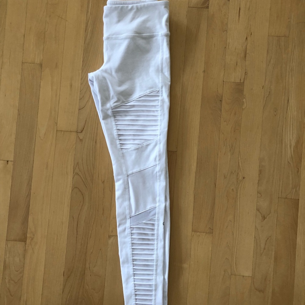 Alo yoga white moto leggings